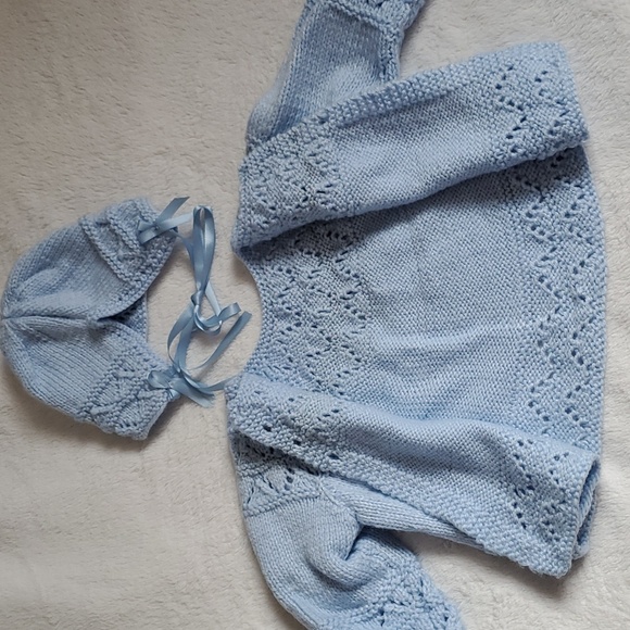 Handmade Knitted newborn sweater set - Picture 8 of 8